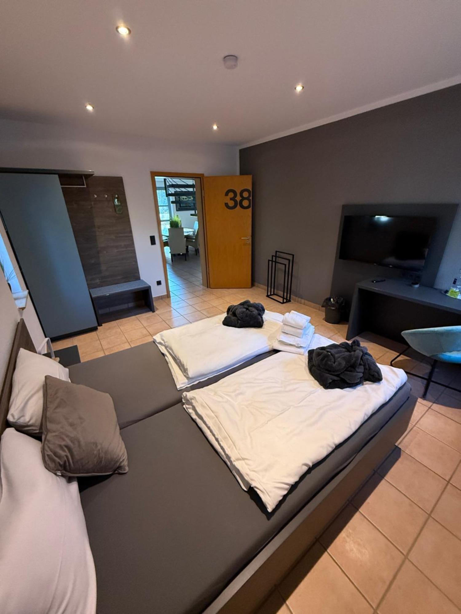 HoTel Ahrbergen Ngoại thất bức ảnh